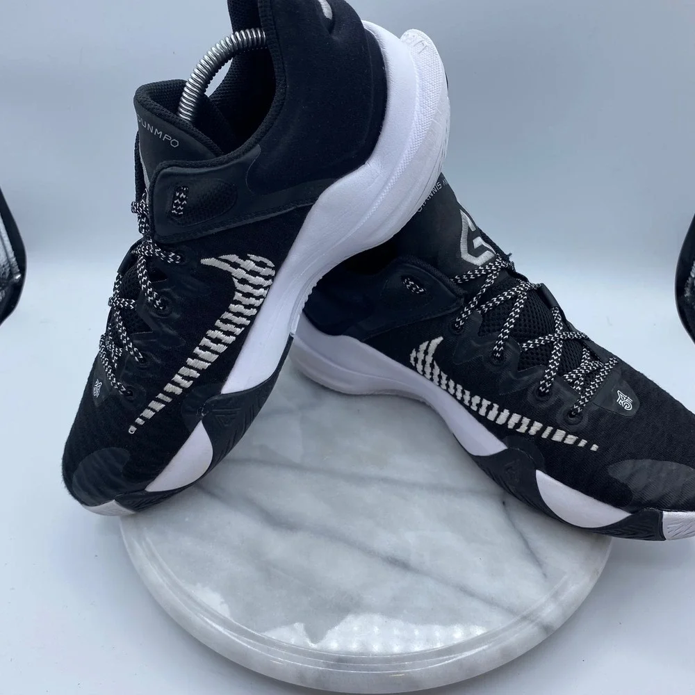Nike Giannis Immortality 2 Basketball Shoes Mens 10 Black White CZ4099-010